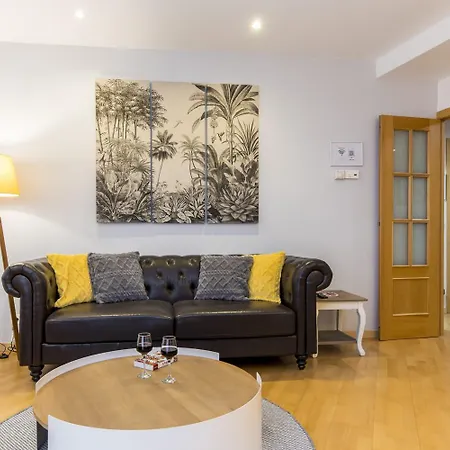 Alfonso - 1 Plaza De Parking Gratuita En De 4 Y 7 Huespedes Daire