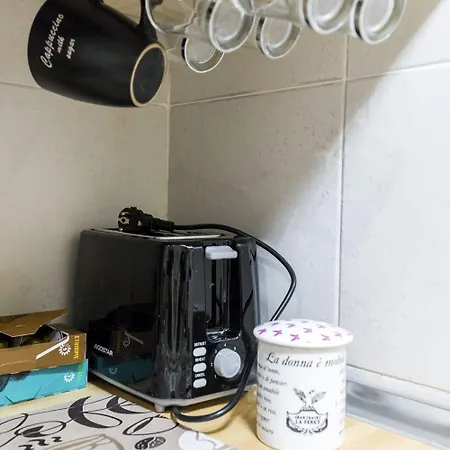 Alfonso - 1 Plaza De Parking Gratuita En De 4 Y 7 Huéspedes Saragozza