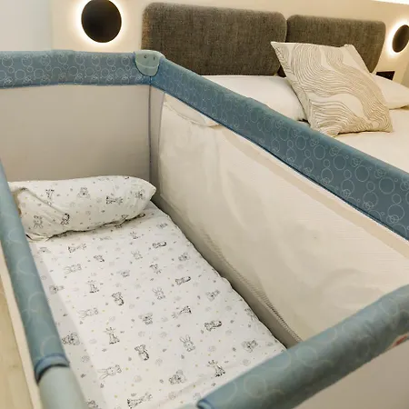 Alfonso - 1 Plaza De Parking Gratuita En De 4 Y 7 Huéspedes