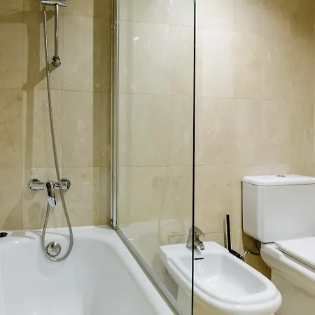 Alfonso - 1 Plaza De Parking Gratuita En De 4 Y 7 Huespedes Daire