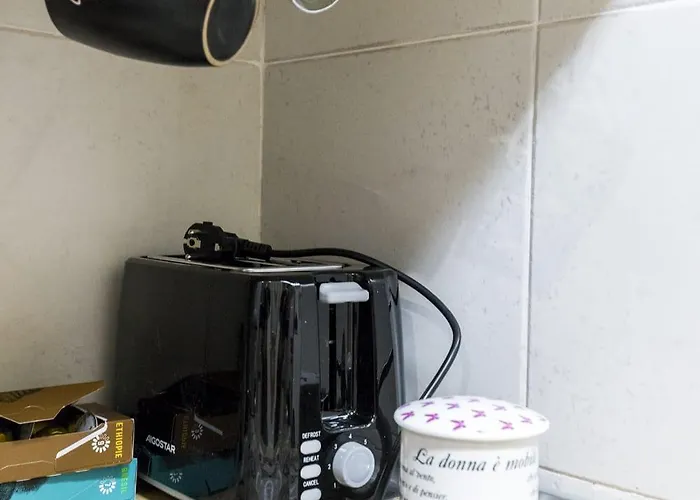 Familiar Independiente Junto Al Pilar - Alfonso Zaragoza