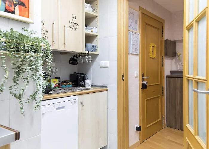 Familiar Independiente Junto Al Pilar - Alfonso Lejlighed