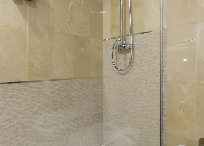 Familiar Independiente Junto Al Pilar - Alfonso Daire Zaragoza